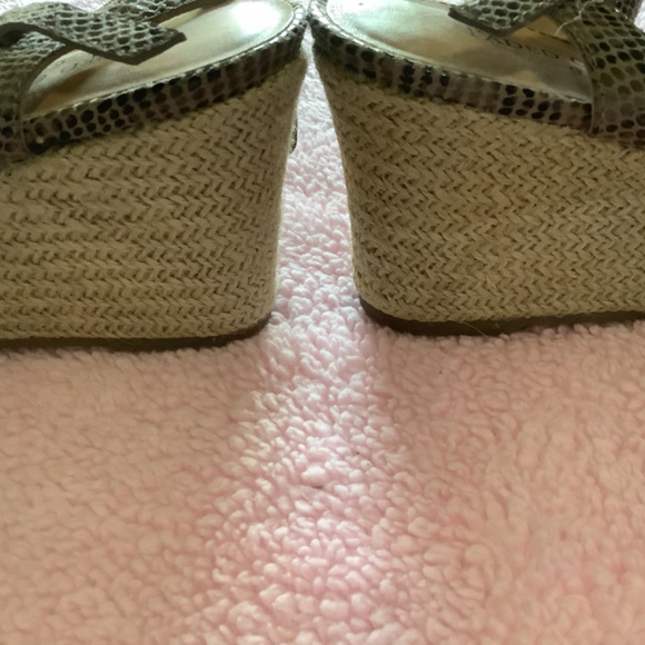 FADED GLORY Size 9 Black/Taupe SANDAL WEDGES Excellent Preowned Condition We - Picture 4 of 6